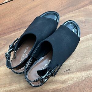 Donald J. Pliner Black Casual Sandals